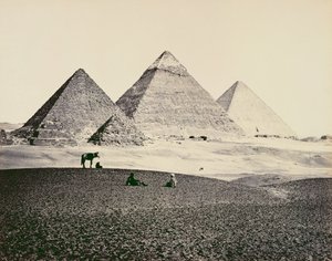 Pyramiderne i El-Geezeh fra sydvest, 1858 (sepia-foto)